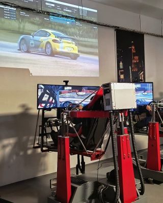 🎉 Dětské narozeniny v našem závodním centru! 🎈 Udělejte z narozeninové oslavy nezapomenutelný zážitek! 🚀 U nás čekají na...